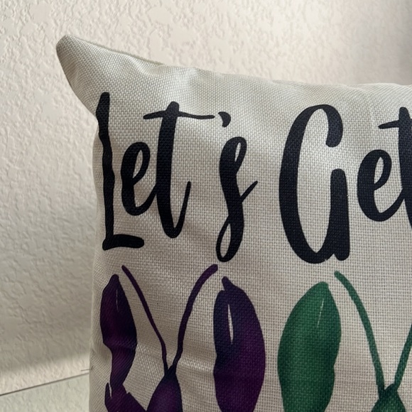 Louisiana “Let’s Get Cray” Decrorative Pillow - Picture 5 of 8